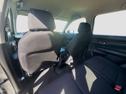 Used 2025 Honda CR-V LX image 24