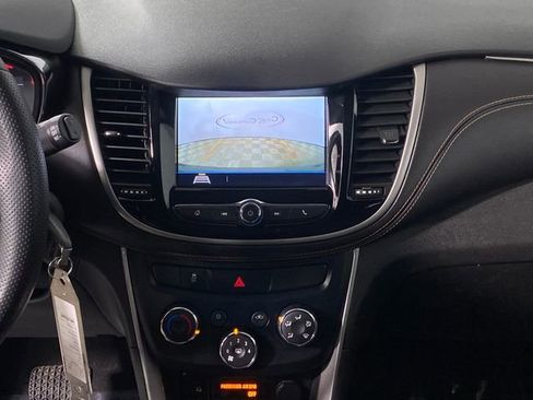 Certified 2019 Chevrolet Trax LS image 21