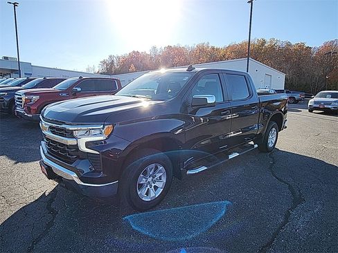 Used 2022 Chevrolet Silverado 1500 LT w/ Protection Package image 4