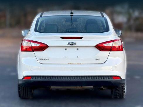 Used 2012 Ford Focus SEL image 4