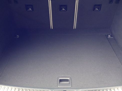 New 2026 Porsche Macan S image 22