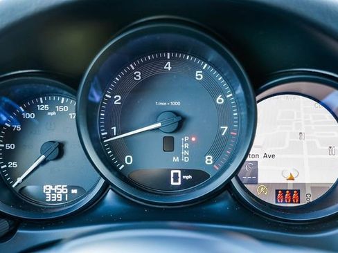 Used 2023 Porsche Macan image 23