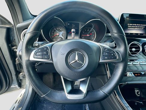 Used 2019 Mercedes-Benz GLC 300 GLC 300 image 11