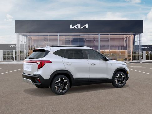 New 2026 Kia Seltos EX FWD image 6