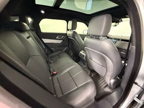 Used 2025 Land Rover Range Rover Velar S AWD/4WD image 37