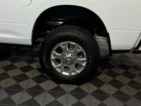 Used 2024 RAM 2500 Laramie image 13