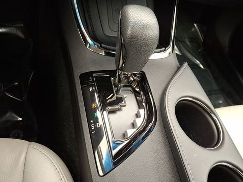 Certified 2017 Toyota Avalon XLE Premium image 12