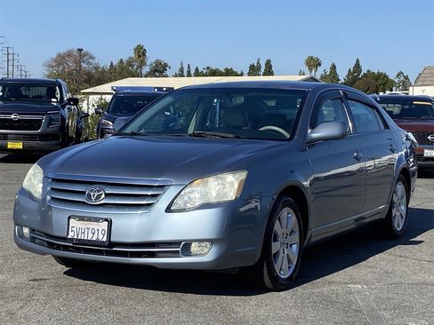 Used 2006 Toyota Avalon XLS image 6