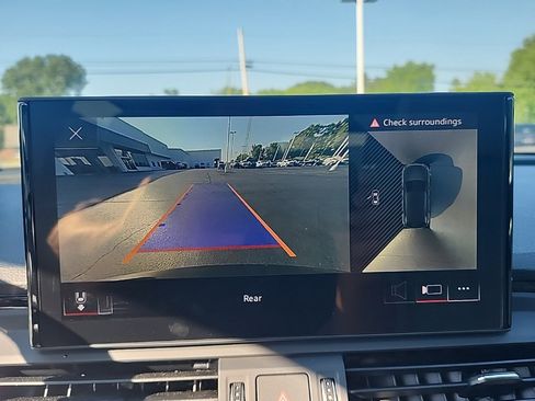 Used 2025 Audi Q5 2.0T Premium Plus image 32