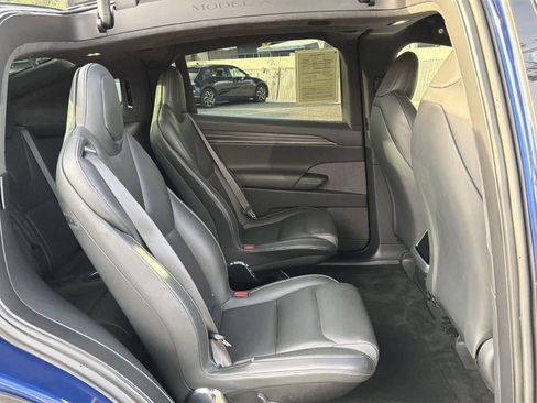 Used 2022 Tesla Model X Plaid image 30