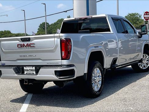 Used 2021 GMC Sierra 3500 Denali w/ Denali Ultimate Package AWD/4WD image 12