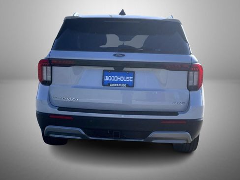 Used 2025 Ford Explorer Platinum w/ LUX Leather Package AWD/4WD image 6