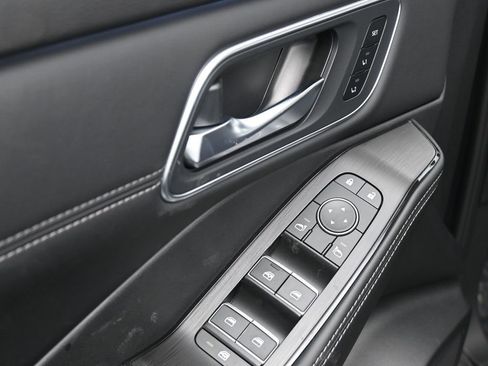 New 2026 Nissan Rogue Platinum w/ Tech Package image 17