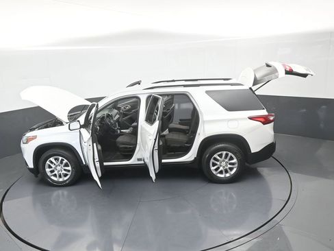 Used 2019 Chevrolet Traverse LT FWD image 65