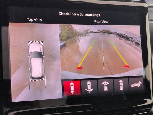 New 2025 Jeep Grand Cherokee Limited w/ Luxury Tech Group II image 30