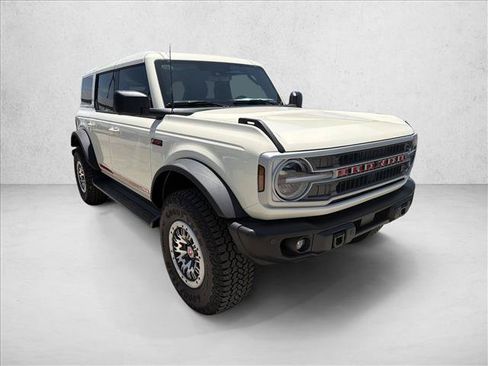 New 2026 Ford Bronco Outer Banks w/ Sasquatch Package AWD/4WD image 8