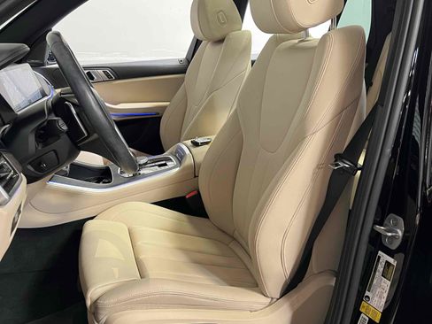 Used 2021 BMW X5 sDrive40i w/ Premium Package image 17