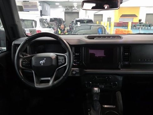 Used 2021 Ford Bronco Big Bend w/ Sasquatch Package image 10