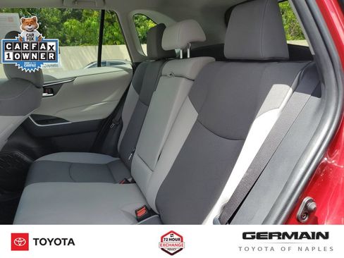 Used 2025 Toyota RAV4 XLE w/ Convenience Package FWD image 20