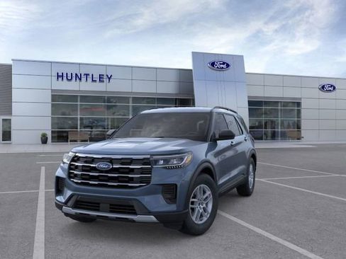New 2026 Ford Explorer Active image 2