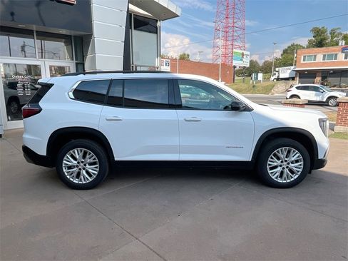 New 2025 GMC Acadia Elevation w/ Elevation Premium Package image 7