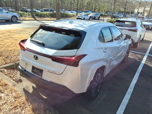 New 2025 Lexus UX 300h FWD image 2