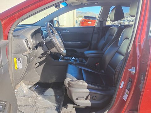 Used 2017 Kia Sportage EX w/ EX Premium Package image 12