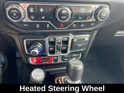 Used 2021 Jeep Gladiator Mojave w/ Dual Top Group AWD/4WD image 34