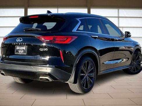 Used 2020 INFINITI QX50 Essential w/ Edition 30 Package image 2