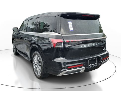 New 2026 INFINITI QX80 Luxe w/ Cargo Package image 4