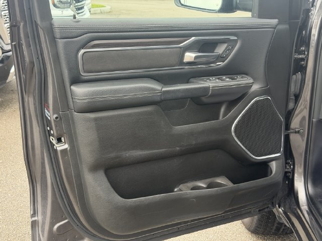 Used 2026 RAM 1500 Laramie AWD/4WD image 32