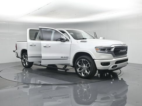 Used 2024 RAM 1500 Limited AWD/4WD image 34