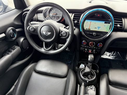 Used 2016 MINI Cooper 4-Door Hardtop FWD image 21
