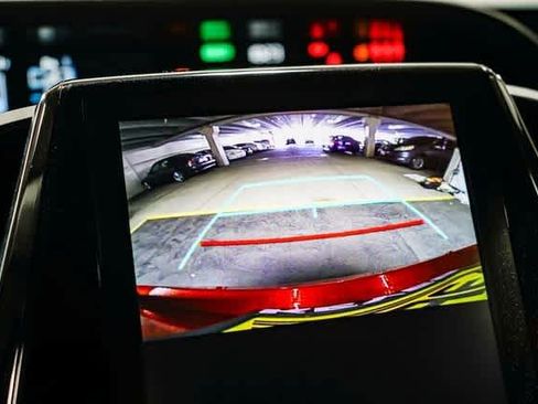 Certified 2021 Toyota Prius Prime Limited image 25