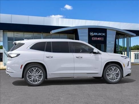 New 2027 Buick Enclave Avenir w/ LPO, Floor Liner Package AWD/4WD image 5