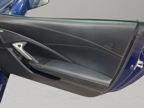 Used 2017 Chevrolet Corvette Stingray Coupe w/ Battery Protection Package RWD image 32