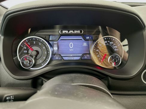 New 2026 RAM 1500 Express AWD/4WD image 12
