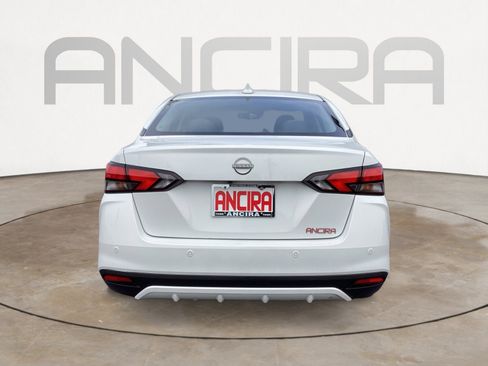 Used 2023 Nissan Versa SV image 13