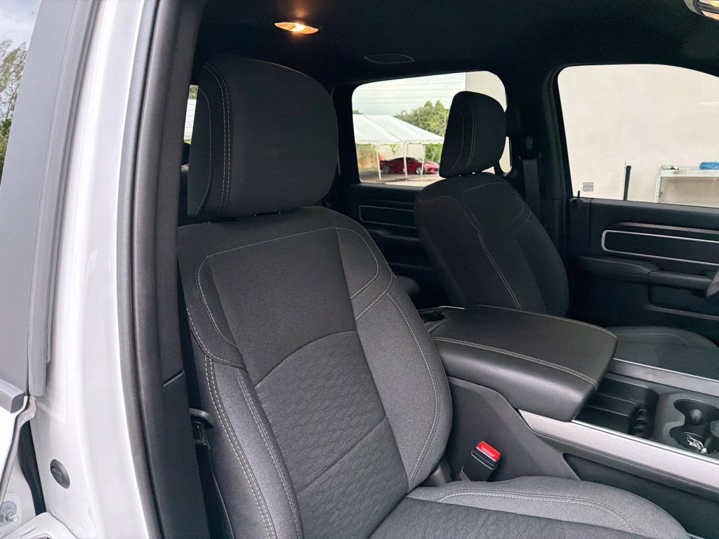 Used 2025 RAM 3500 Big Horn AWD/4WD image 26
