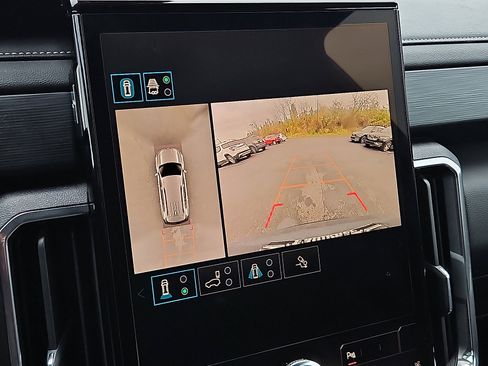 Certified 2025 GMC Acadia Elevation image 18