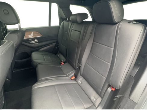 Used 2025 Mercedes-Benz GLS 450 GLS 450 AMG SPORT,NAV,CAM,PANO image 16