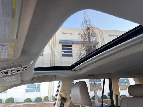 Used 2022 Lexus GX 460 Premium image 15