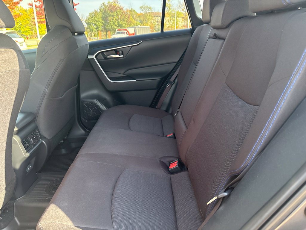 Used 2025 Toyota RAV4 SE w/ Convenience Package AWD/4WD image 22