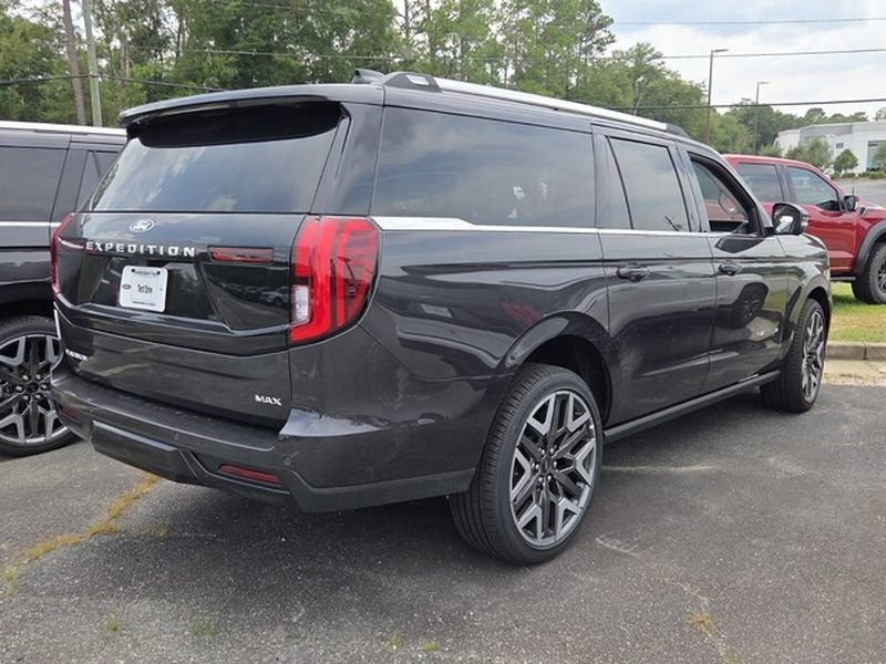New 2027 Ford Expedition Max Platinum w/ Platinum Ultimate Package AWD/4WD image 12