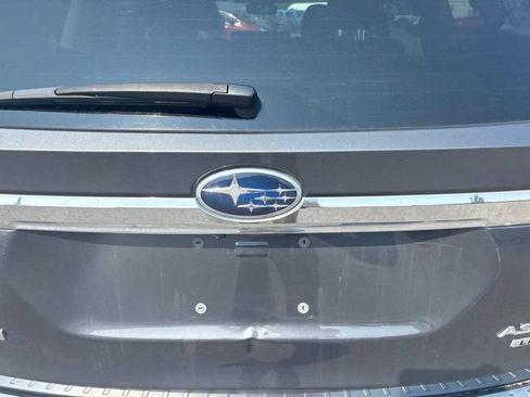 Used 2023 Subaru Ascent Limited w/ Technology Package AWD/4WD image 16
