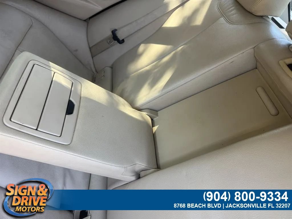 Used 2013 BMW 328i Sedan RWD image 40