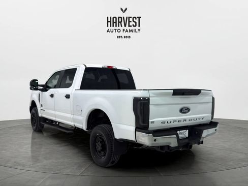 Used 2018 Ford F250 XL w/ Power Equipment Group AWD/4WD image 4