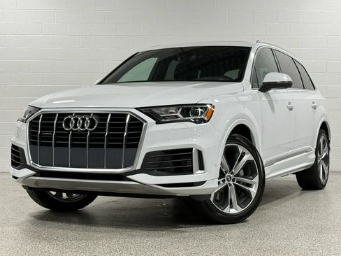 Used 2021 Audi Q7 3.0T Premium Plus w/ Premium Plus Package AWD/4WD image 2