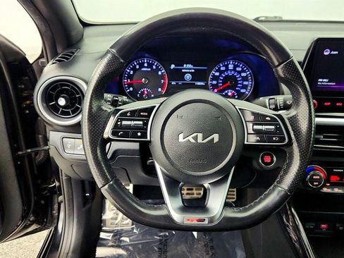 Used 2022 Kia Forte GT-Line image 13