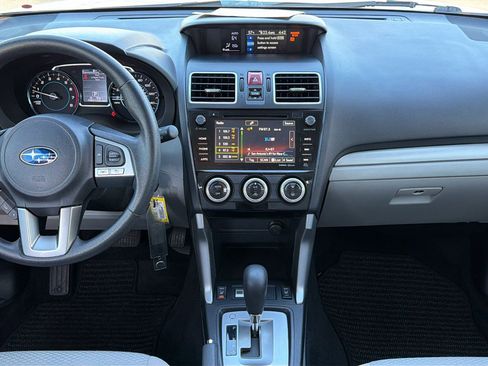 Used 2018 Subaru Forester 2.5i Premium image 24